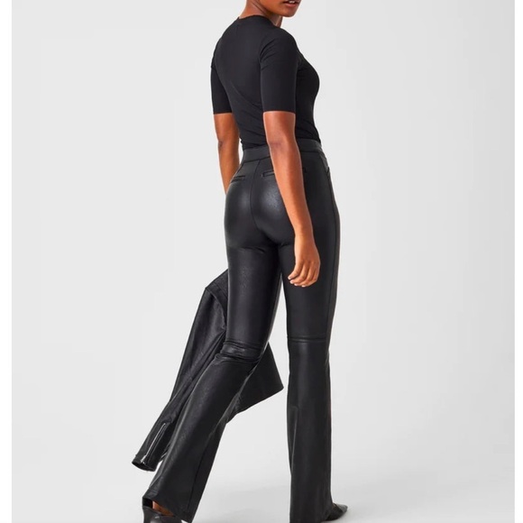 Spanx Leather Like Flare Pants in Black Size XL Petite NEW with Tags - Picture 6 of 17